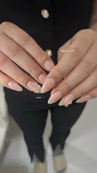 ネイル ayumi ✩.*˚のネイルデザイン