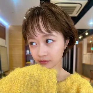 ショート カラー 顔まわり🥨レイヤー /透明感/水口舞奈のヘアスタイル
