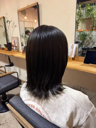 ミディアム 髙木 優花のヘアスタイル
