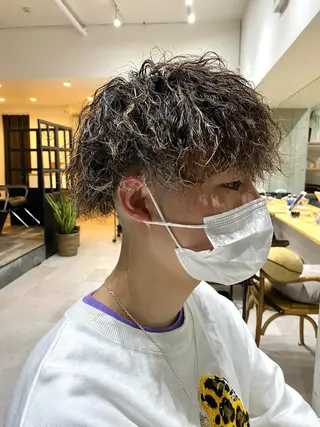 パーマ メンズ 似合う髪型見つけます AYAKAのヘアスタイル