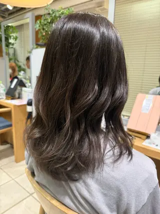 ミディアム 壽賀 竜佑のヘアスタイル