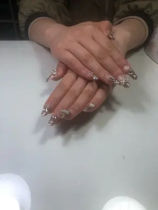 ネイル イパラギレ ミラグロスのネイルデザイン