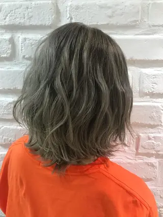 ミディアム カラー 【暖色カラー特化】 中山由梨のヘアスタイル