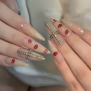 ネイル Rina Mika Nailsのネイルデザイン