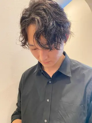 パーマ メンズ 似合う髪型見つけます AYAKAのヘアスタイル