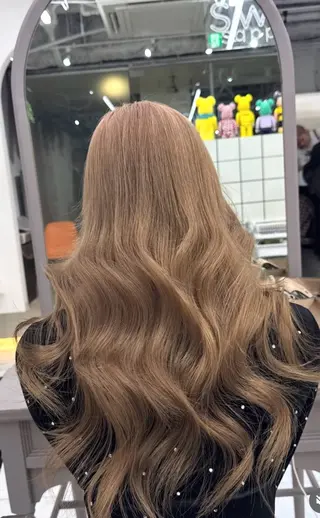 セミロング カラー 北館 耀太のヘアスタイル