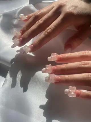 ネイル Nailstudio Hulmのネイルデザイン