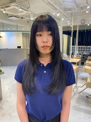 ロング FILMS/sari /似合わせカットのヘアスタイル