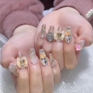 ネイル Queens テイのネイルデザイン