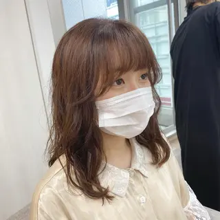 セミロング カラー パーマ 大場 優のヘアスタイル