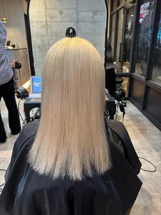 カラー 吉田 光希のヘアスタイル