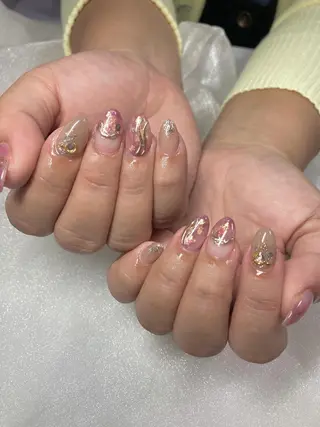ネイル 荒木 莉奈のネイルデザイン