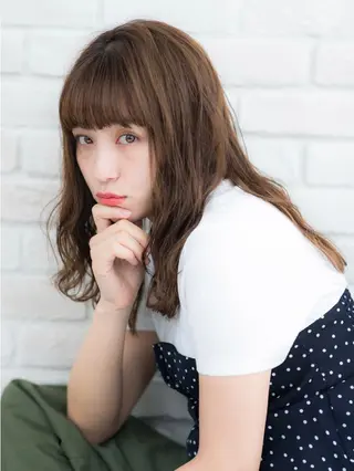 セミロング カラー パーマ moanin モーニンのヘアスタイル