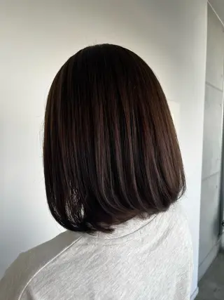ミディアム おせ ちさとのヘアスタイル