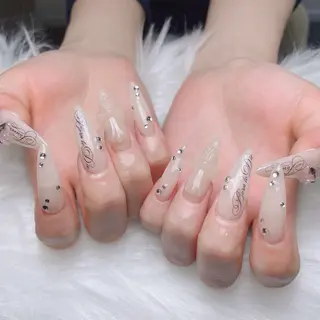 ネイル Sora  Nail 長さ出し専門店のネイルデザイン