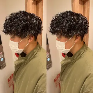 パーマ メンズ センターパート ／植田のヘアスタイル