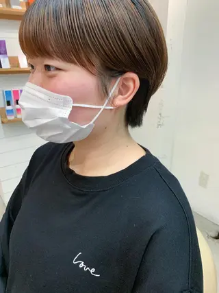 ショート カラー yoke 《ヨーク》のヘアスタイル