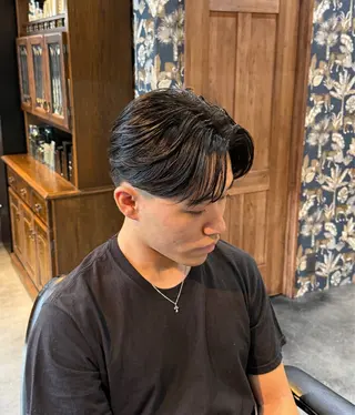 ショート 松下 寛人のヘアスタイル