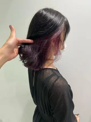 セミロング 寒色/ベージュヘア ブリーチありMiOのヘアスタイル