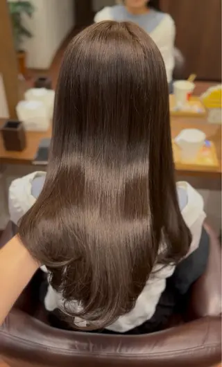 セミロング カラー 透けるbrown カラー🎗♡yukaのヘアスタイル