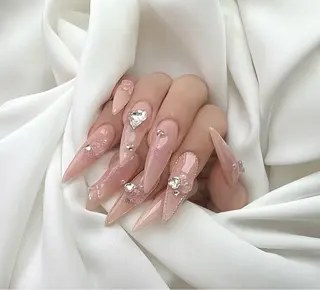 ネイル Lyna 池袋のネイルデザイン