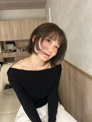 ショート Sora/レイヤー/ ブリーチなしWカラーのヘアスタイル