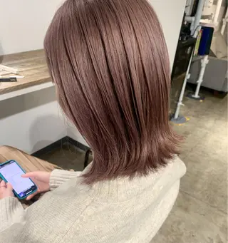 ミディアム カラー ✨艶ブリーチカラー ✨四ノ宮裕己のヘアスタイル