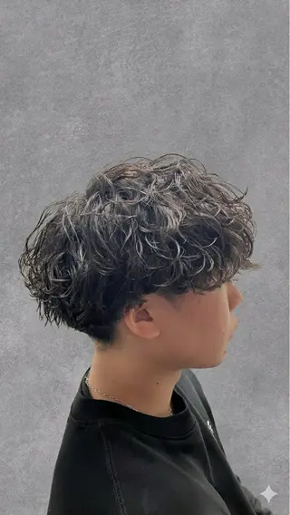 パーマ メンズ 【毎朝セット3分】 メンズパーマ　真人のヘアスタイル