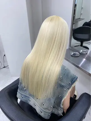 ロング ブリーチ得意です♡ Reinaのヘアスタイル