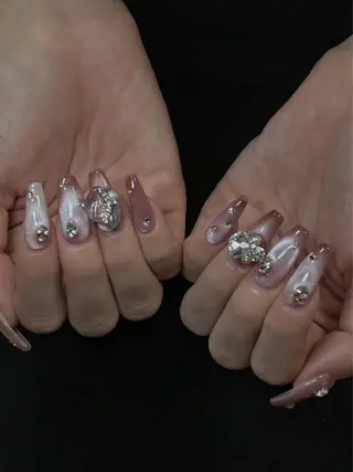 セミロング めぐみのネイルサロン スタッフ練習のネイルデザイン
