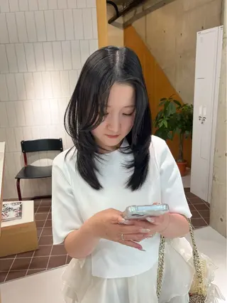 ミディアム 髪質改善／レイヤー／ 🐈Yokotaのヘアスタイル