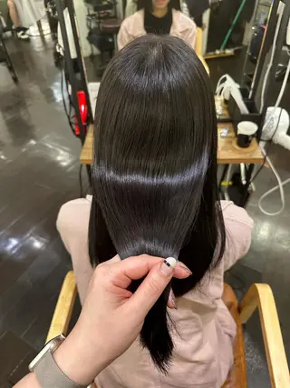 セミロング カラー ヘアアレンジ DANY🦋名駅✂︎ 艶髪/透明感カラーのヘアスタイル