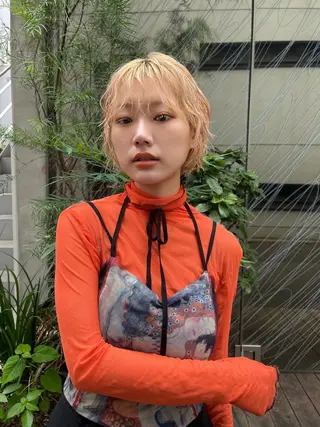 ショート カラー レイヤー MINX伊藤なず菜のヘアスタイル