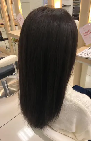 セミロング 藤原 亜美🤍のヘアスタイル