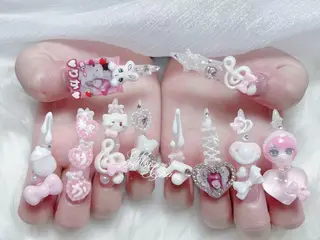 ネイル yukina 長さ出しネイル専門店のネイルデザイン