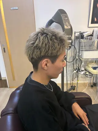 ショート メンズ 小栗 巧巳のヘアスタイル