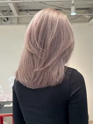 ミディアム MAHIRO LUCKTOKYOのヘアスタイル