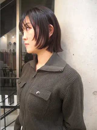 ミディアム オカモト ハルカのヘアスタイル