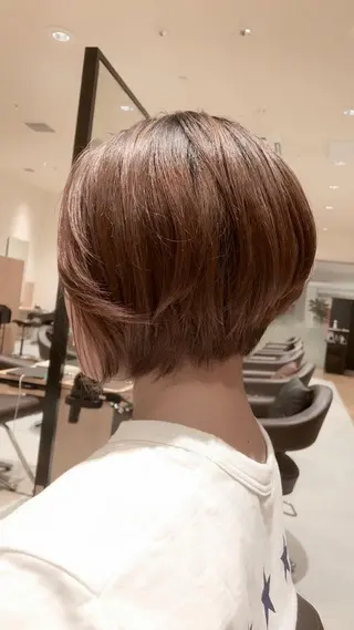 ショート 田中 真衣のヘアスタイル