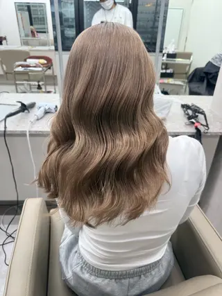 ミディアム カラー 店長 小池アキトのヘアスタイル