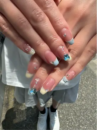 ネイル LAVISH 大和店 🤱子連れ大歓迎のネイルデザイン