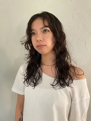 ロング パーマ ﾁｶｼﾂ.ｾﾞﾝ/ ﾌｳｶのヘアスタイル