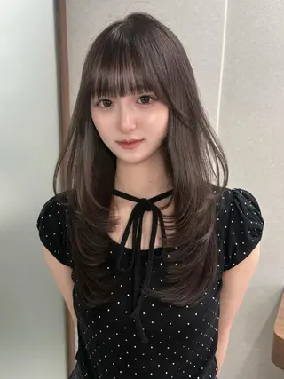 ロング 家村 茉由のヘアスタイル