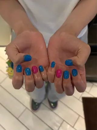ネイル 彩羽 ໒꒱ 𓏸*˚のネイルデザイン