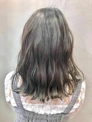 ミディアム カラー 中島 沙也加のヘアスタイル