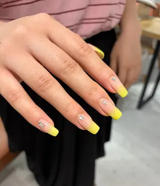 ネイル Hi,nail minaのネイルデザイン