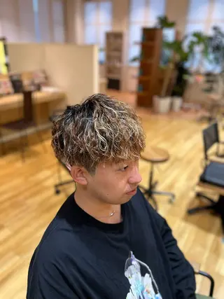 カラー パーマ メンズ 瀬野凌介/メンズ カット/パーマのヘアスタイル