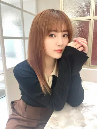 ロング fuwari 美白ショコラカラーのヘアスタイル
