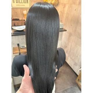 ロング 新田 修司のヘアスタイル