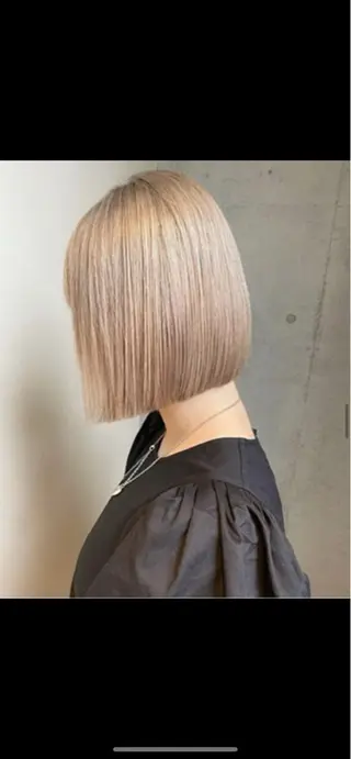 ショート カラー ひかりダブルカラー/ レイヤー/ボブパーマのヘアスタイル